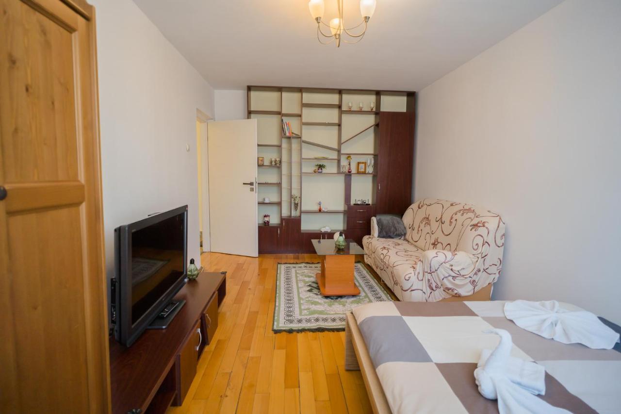 Rustic & Spacious 3Br Apartment Bucareste Exterior foto
