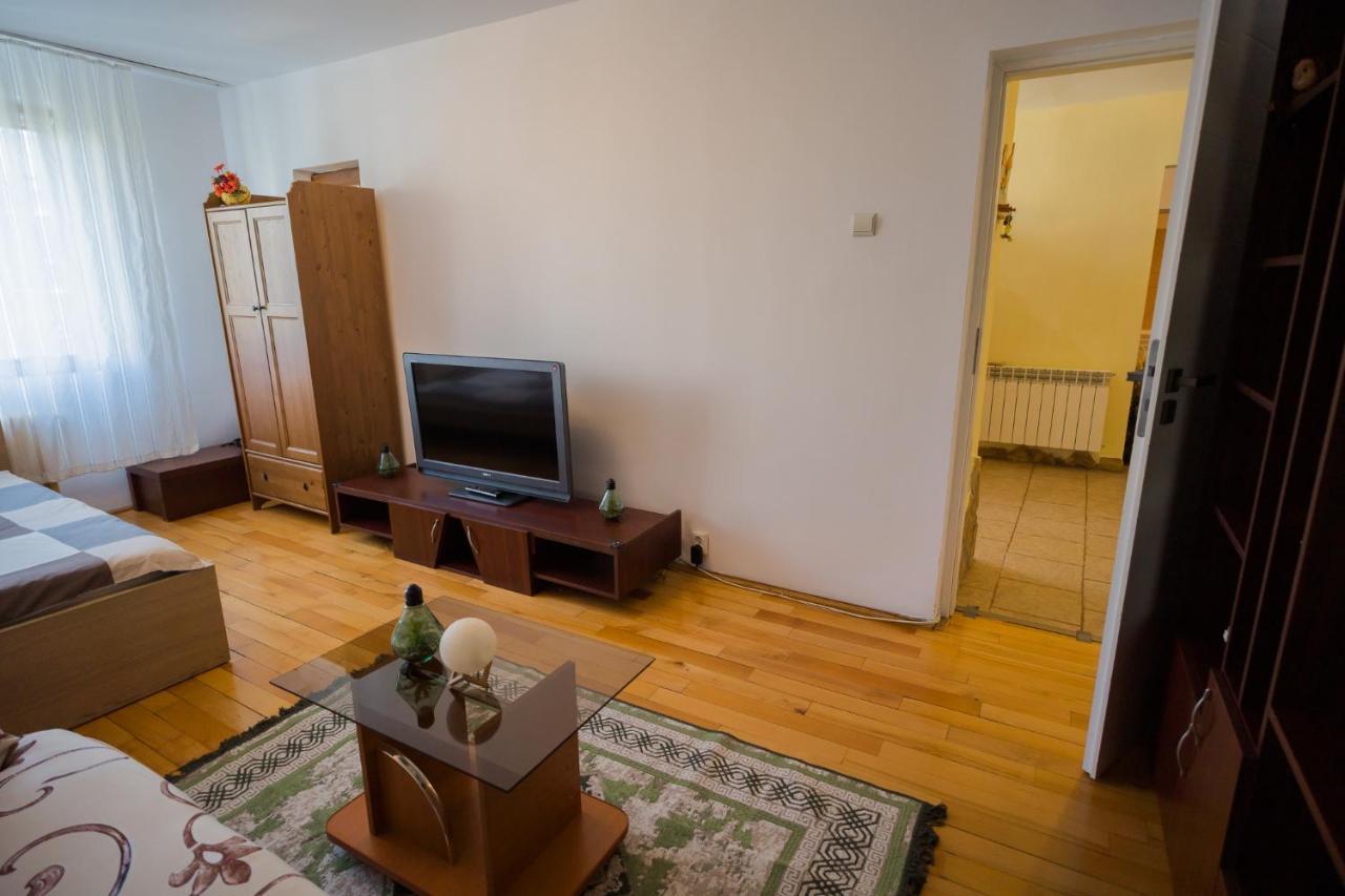 Rustic & Spacious 3Br Apartment Bucareste Exterior foto